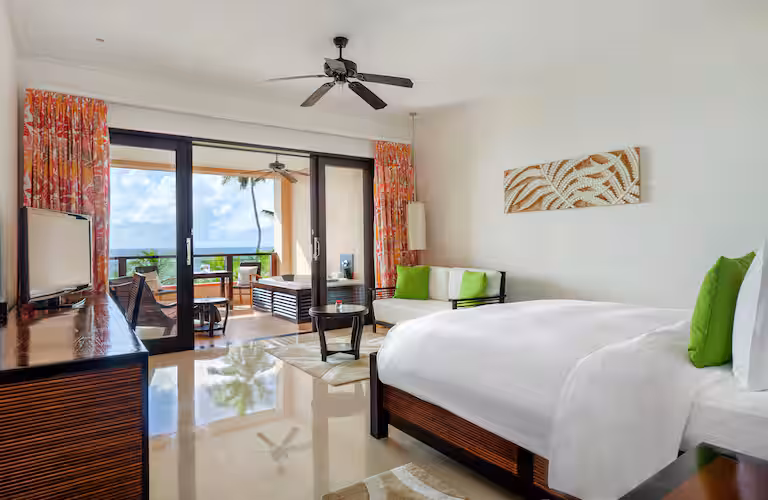 kind-deluxe-room-1